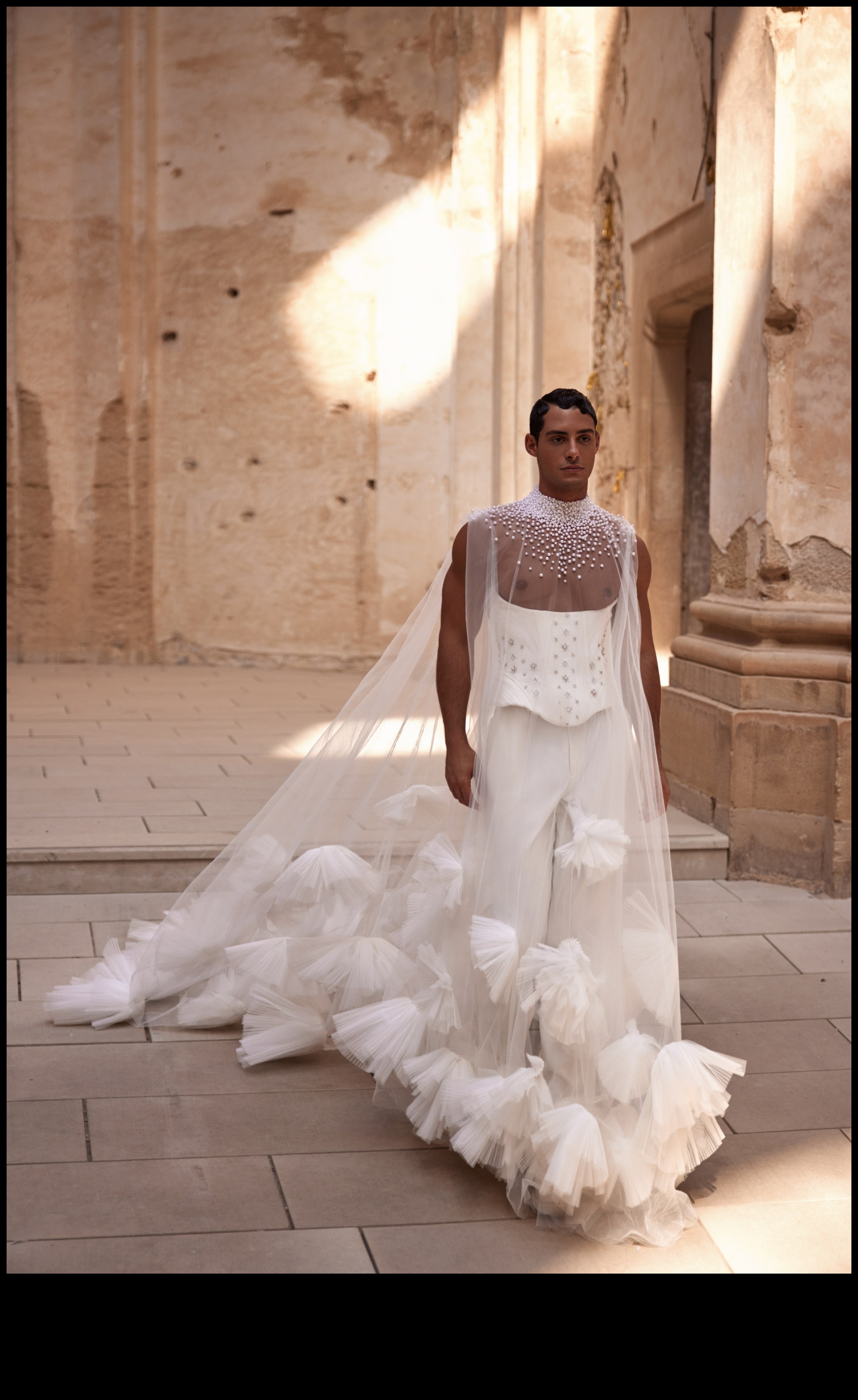 Epic Couture: Gelin Kıyafet Üstatlığı